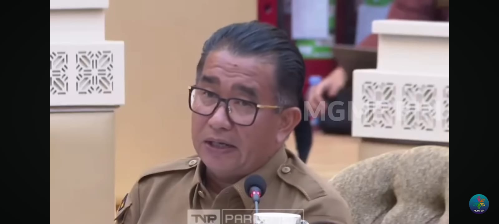 Banyak kepala daerah baru yang terpilih dalam Pilkada 2024 menyatakan kekecewaan karena mereka merasa tidak memiliki cukup wewenang untuk melakukan rotasi ASN di wilayahnya.