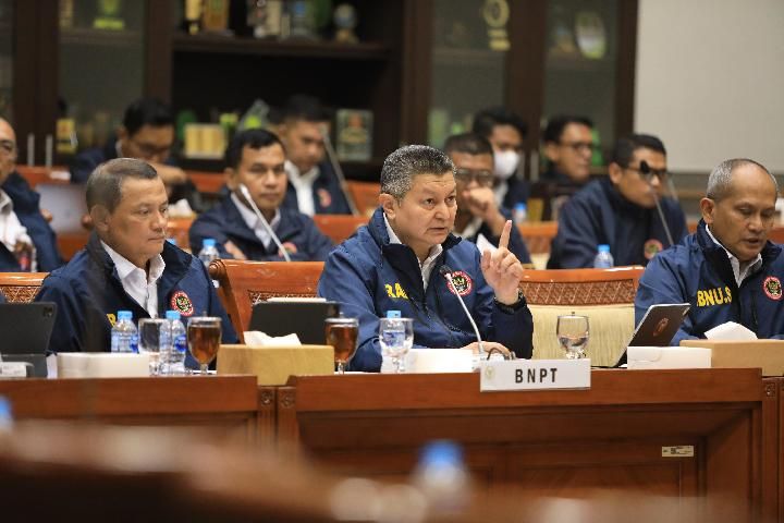 DPR Ingatkan Kementerian: Jangan Sampai WFE ASN Ganggu Layanan Publik Menjelang CPNS 2025