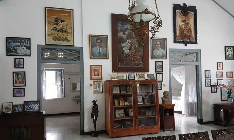 Istana Gebang Blitar (Dikutip dari www.itrip.id)