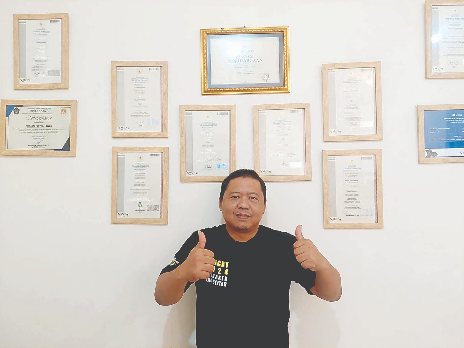Blitar Punya Pemuda Pemilik Puluhan Sertifikat dari BNSP, Ini Dia Sosoknya
