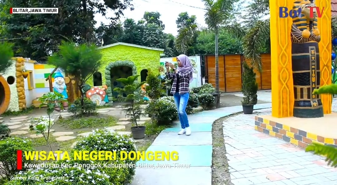 Blitar Punya Miniatur Dunia? Desa Kawedusan Jadi Negeri Dongeng Viral di Sosmed!