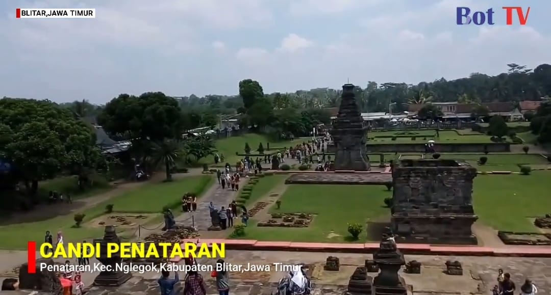 Candi Penataran: Napak Tilas Sambil Belajar Sejarah