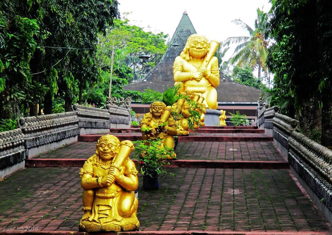 Reco Sewu Tulungagung (Dikutip dari akun Instagram @disbudparkabtulungagung)