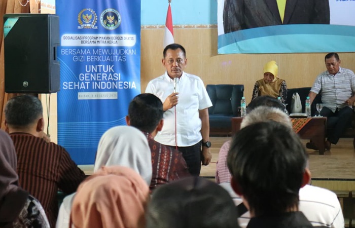 Anggota DPR RI Komisi IX Fraksi Golkar periode 2024-2029, Heru Tjahjono mensosialisasikan MBG 2025 kepada Warga Suru pada Rabu(6/8).