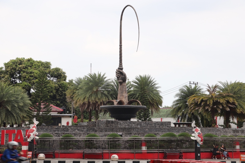 PUSAT KOTA: Taman Pecut menjadi salah satu ruang terbuka hijau (RTH) sekaligus ikon Kota Blitar yang berdekatan dengan Alun-Alun Kota Blitar.