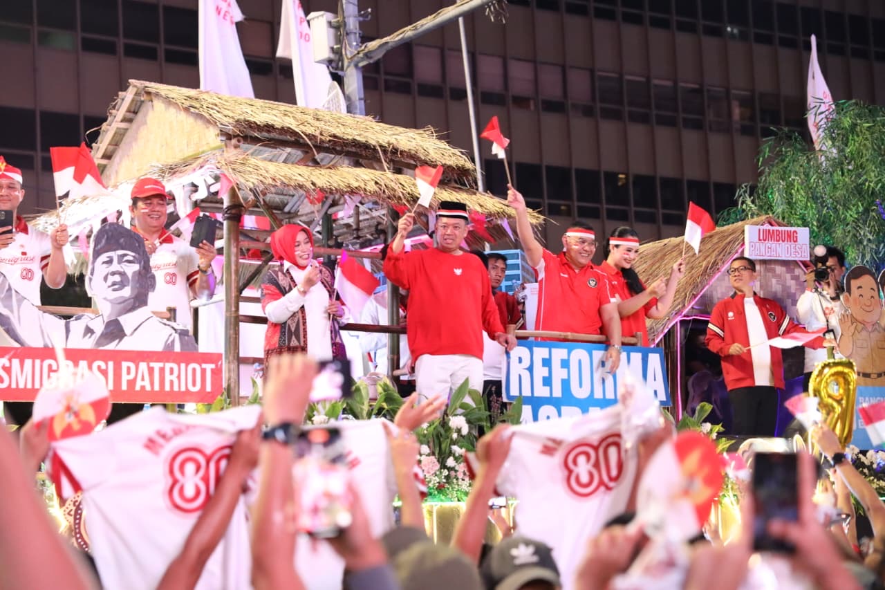 Lewat Karnaval HUT ke-80 RI, Menteri ATR/BPN Nusron Wahid Tekankan Makna Kemerdekaan