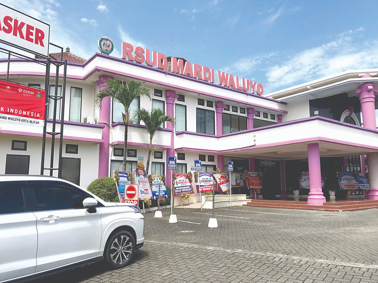 Fasad RSUD Mardi Waluyo Dipercantik, Wali Kota Blitar Sebut Demi Tingkatkan Kunjungan Masyarakat