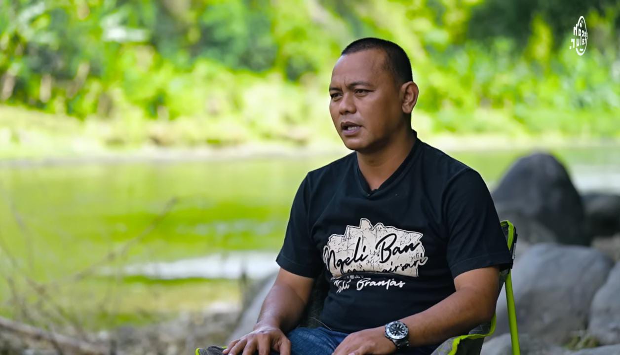 Kepala Desa Jadi Pionir Wisata Desa Sungai: Perjuangan Eko Ariyadi dari Pengamen ke Penggerak Rafting