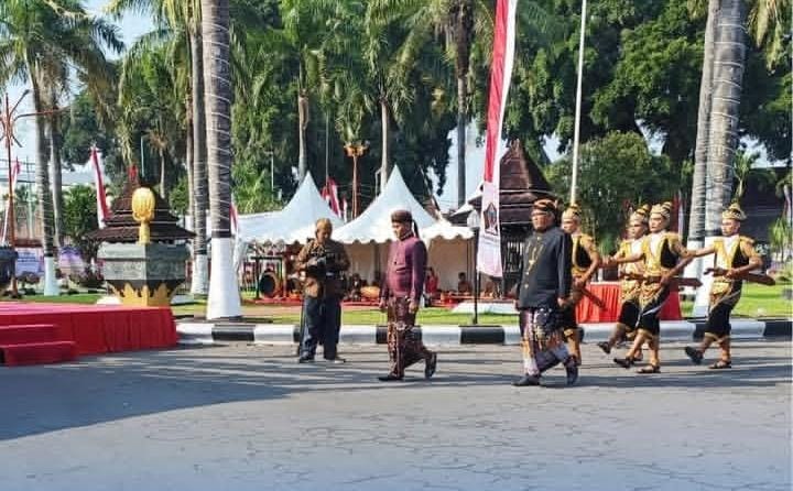 Pisowanan Ageng Hari Jadi Blitar ke-701, Kepala Kantor Pertanahan Ikut Lestarikan Tradisi