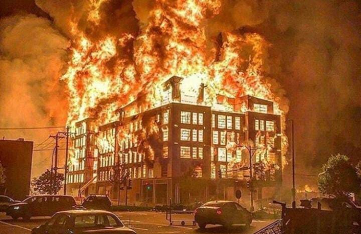 Kebakaran DPRD Kediri Ancam Museum Bagawan Tabari, Koleksi Sejarah Raib