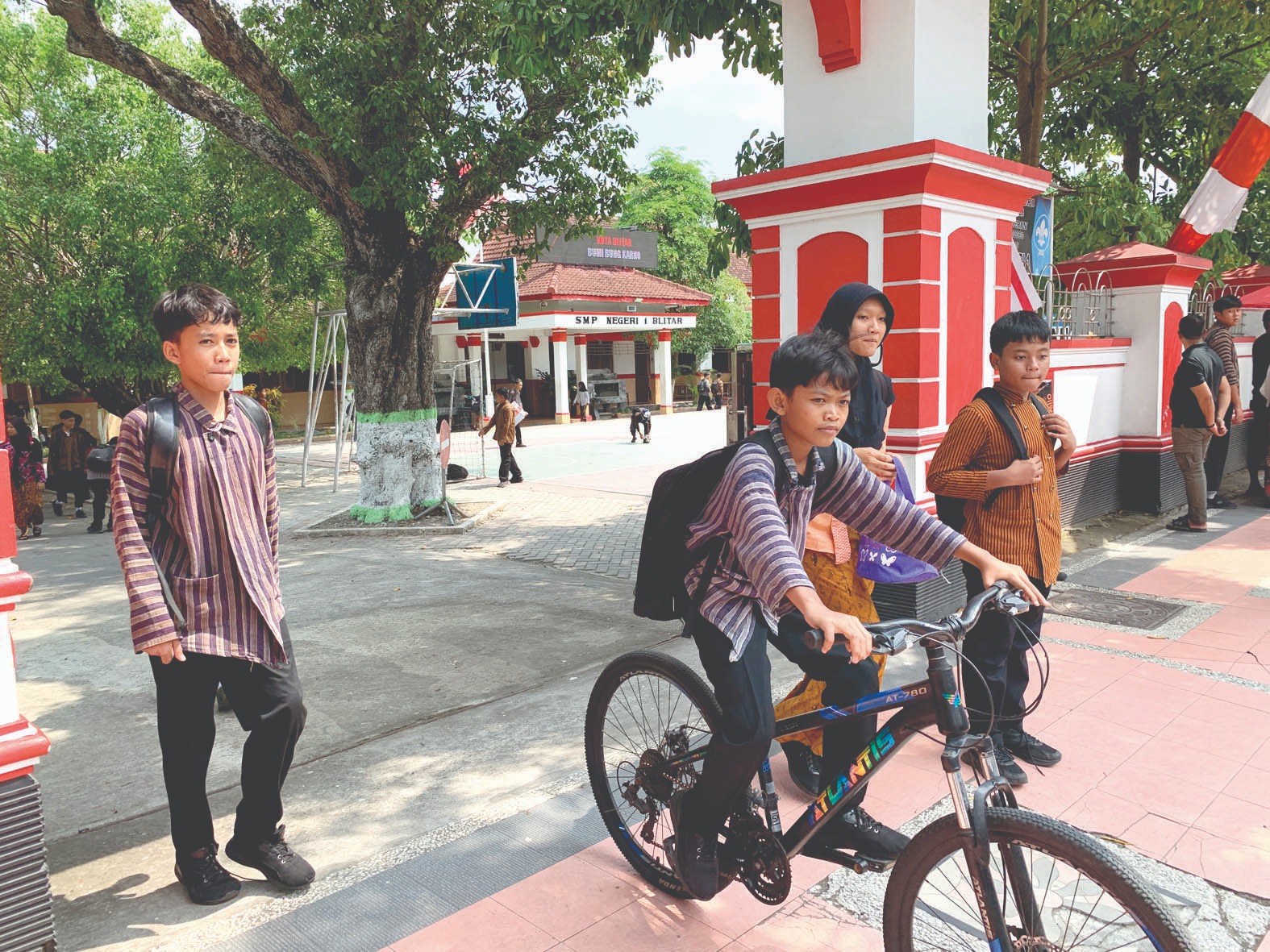 ⁠Sekolah di Kota Blitar Tetap Jalan, Dispendik: Ortu tetap Waspada dan Pantau Anaknya
