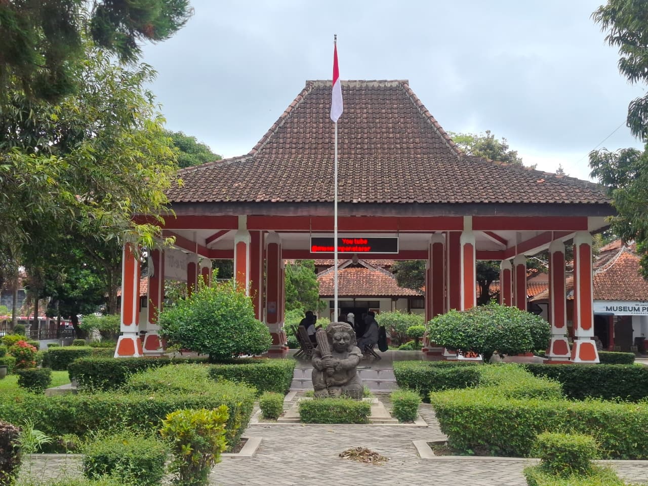 Simpan Ratusan Koleksi Era Majapahit, Musem Penataran Blitar Sepi Pengunjung