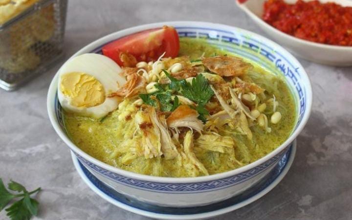 Cuma 30 Menit! Resep Soto Ayam Rumahan Ini Bikin Keluarga Ketagihan