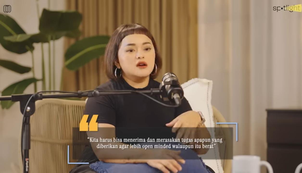 Berani Tinggalkan Karier Mapan di L&rsquo;Oreal, Lizzie Parra Pilih Jadi Makeup Artist Freelance!
