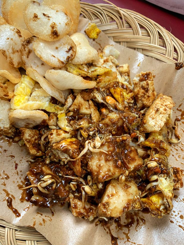 Asal-usul Nama Tahu Tek, Ternyata dari Suara Wajan yang Dipukul Pedagang