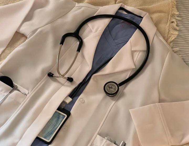 Kesurupan Heboh di IGD! Pasien Tiba-Tiba Bangun seperti Zombie, Dokter Diminta Rukiah