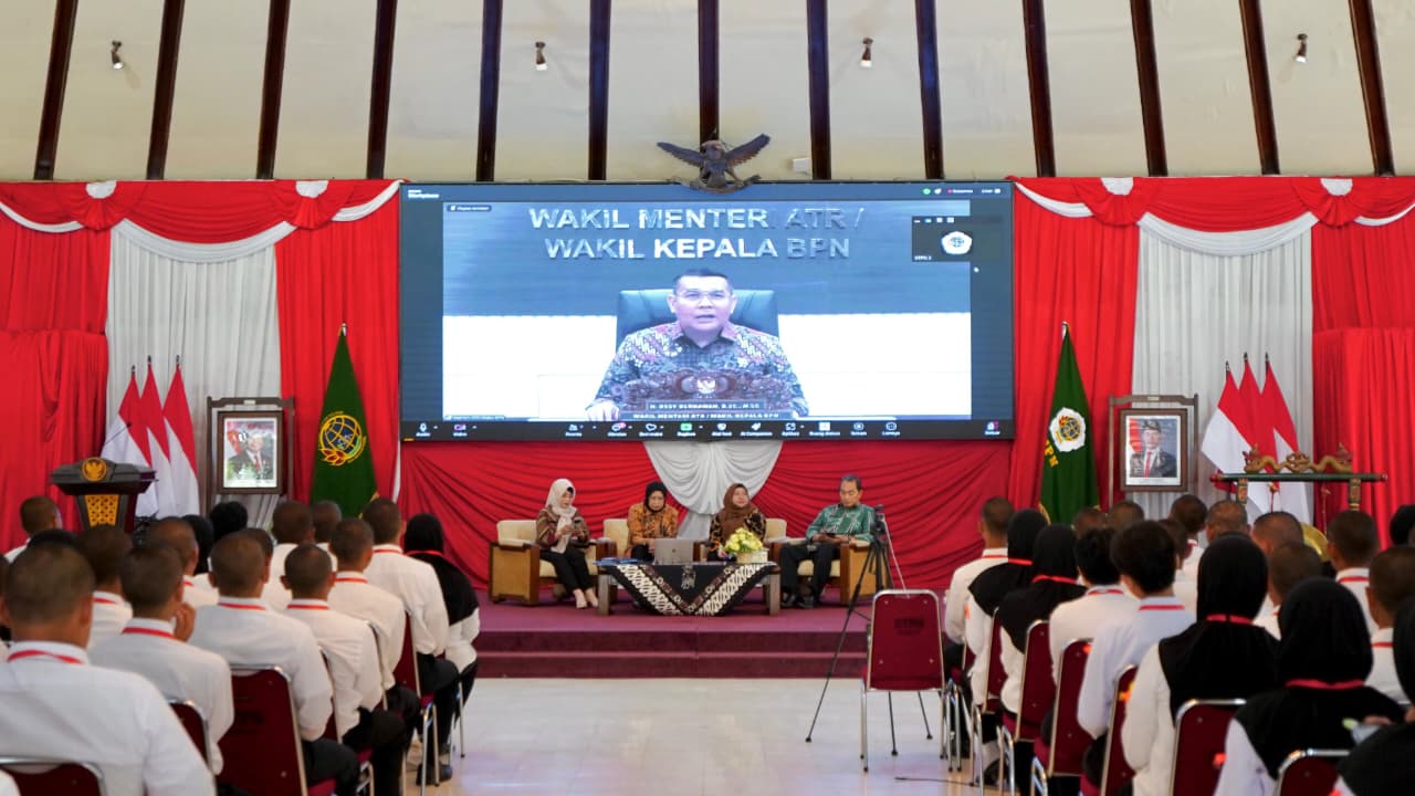 STPN Bentuk Karakter dan Kepemimpinan, Wamen ATR/BPN Ossy Titip Tiga Nilai untuk Taruna Baru