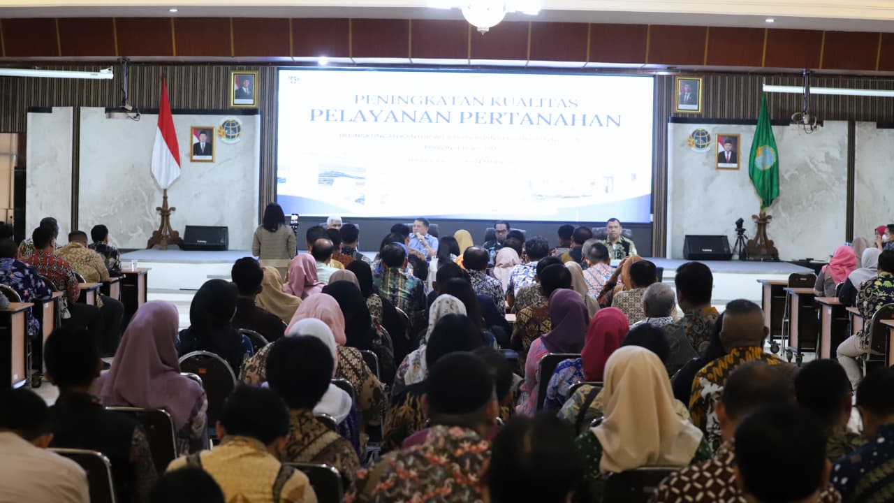 Tingkatkan Kualitas Pelayanan, BPN Jatim Gembleng Petugas Loket Se-Jawa Timur