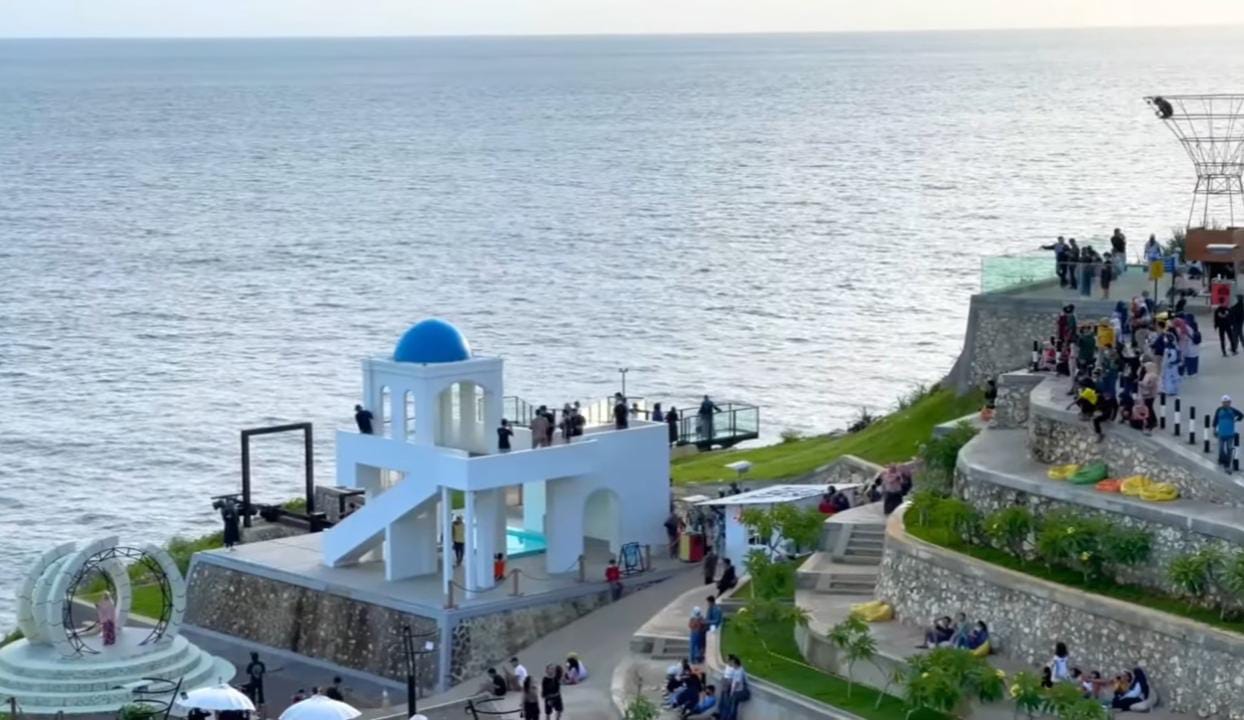 Sunset Tercantik Ada di Jogja! Obelyx Hills & Heha Ocean View Bikin Betah Nongkrong