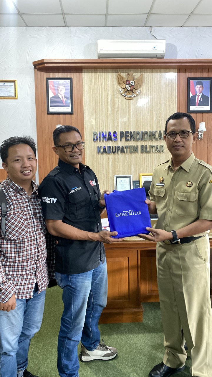 Jawa Pos Radar Blitar Silaturahmi ke Kepala Dispendik Kabupaten Blitar Baru