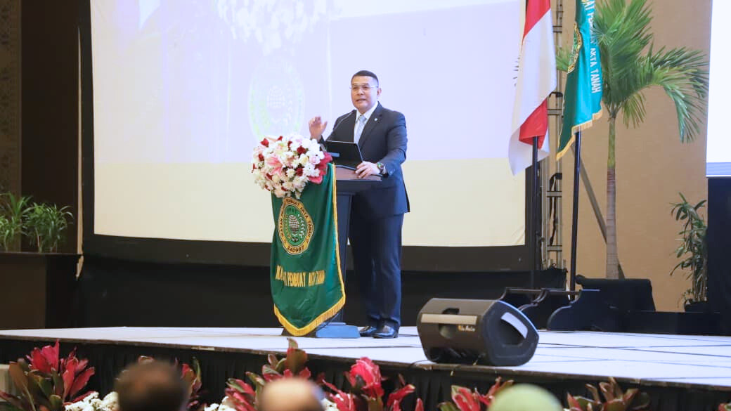 Wamen ATR/BPN Buka Seminar IPPAT Jatim, Tekankan Peran PPAT Jaga Tertib Hukum Pertanahan