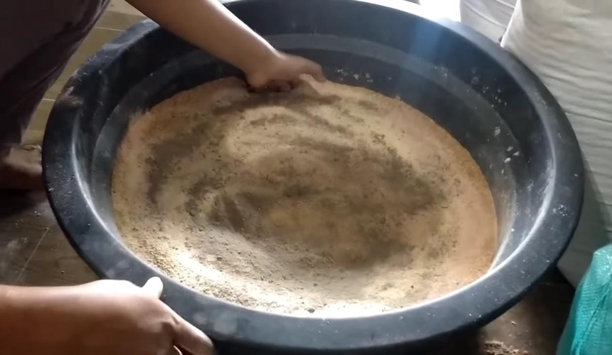 Ternyata, 1 Ekor Ayam Petelur Butuh Pakan 1,1 Ons Per Hari!