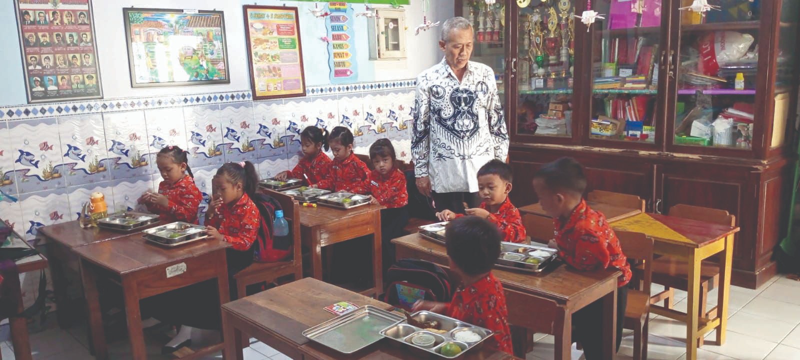 ⁠Hanya 8 Guru di Kota Blitar Terima Bantuan Biaya Kuliah S1 dari Pusat, Dispendik: Data dari Pusat