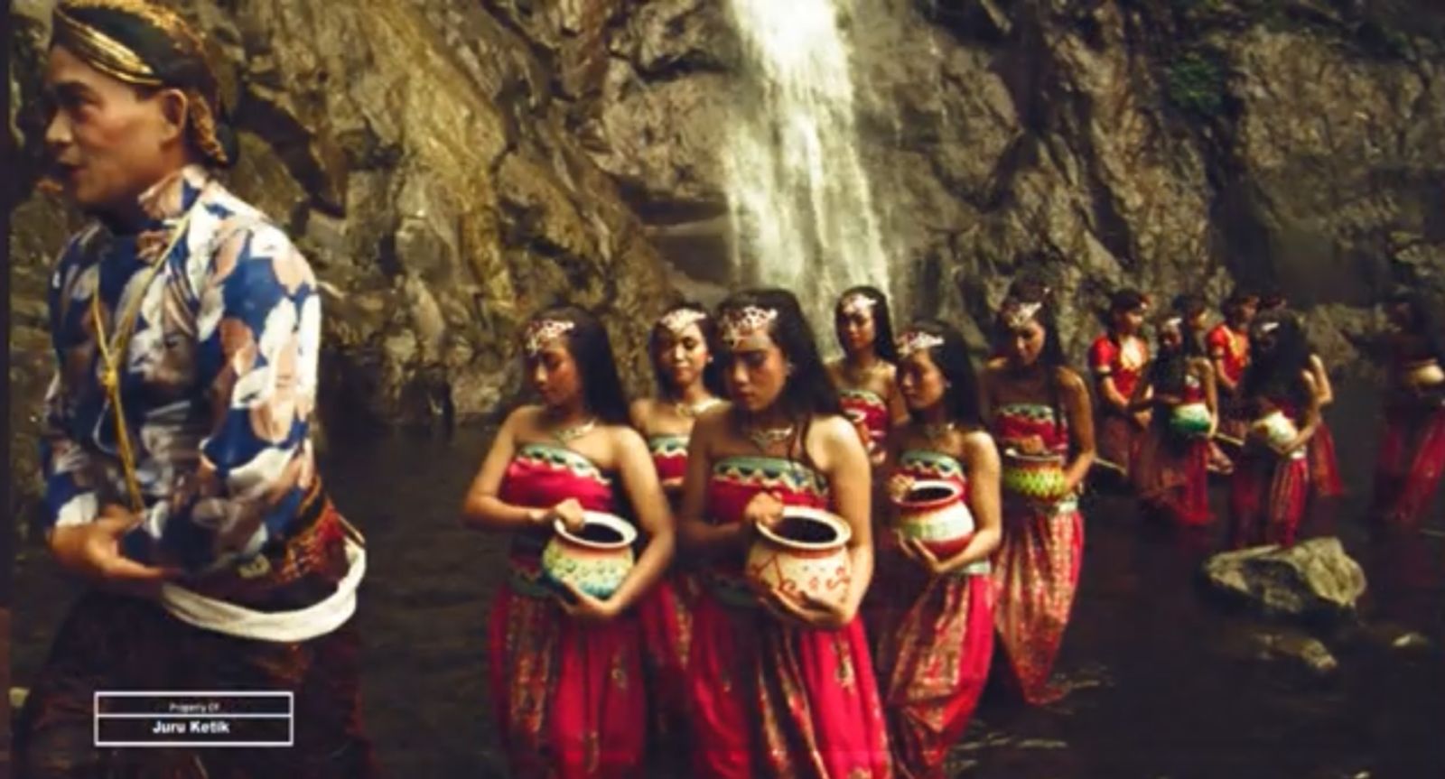 Wisata Murah Air Terjun Sedudo Nganjuk, Tiket Rp12 Ribu dengan Panorama 105 Meter