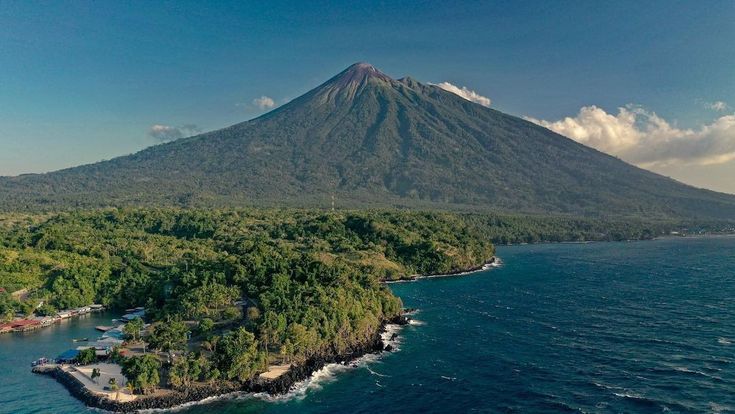 Ekspedisi Gunung Talo Banua: jalur sunyi penuh hujan, medan berat, dan keterbatasan, namun menyimpan keindahan serta makna perjalanan.