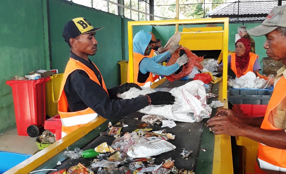 Bijak Kelola Sampah Rumah Tangga: Kunci Lingkungan Bersih dan Sehat