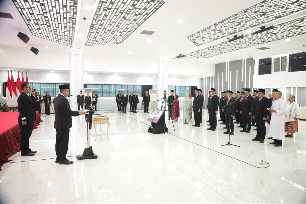 Lantik 804 Pejabat, Menteri ATR/BPN Nusron Wahid Tegaskan Rotasi Jabatan Cerminkan Organisasi yang Sehat