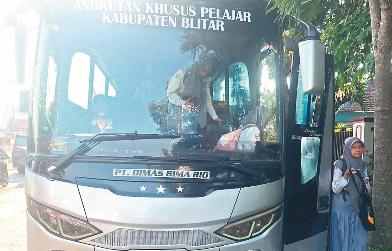 BELUM PUNYA: Pemkab Blitar belum memiliki bus sekolah khusus bagi pelajar penyandang disabilitas.