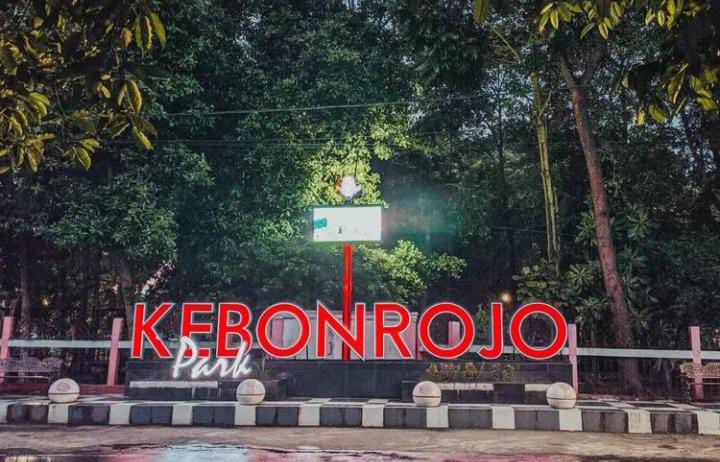 Wisata Kota Blitar: Dari Kebon Rojo hingga Makam Bung Karno, Lengkap untuk Liburan Edukasi dan Religi