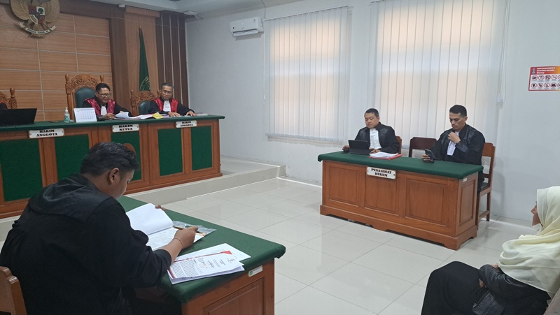 Suasana sidang Suparti terkait dugaan penyerobotan tanah di PN Blitar.