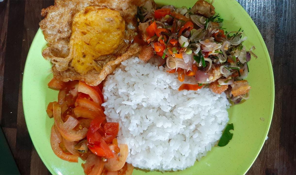 15 Kuliner Legendaris Surabaya yang Wajib Dicoba, dari Sego Sambel hingga Es Coklat Tambah Umur