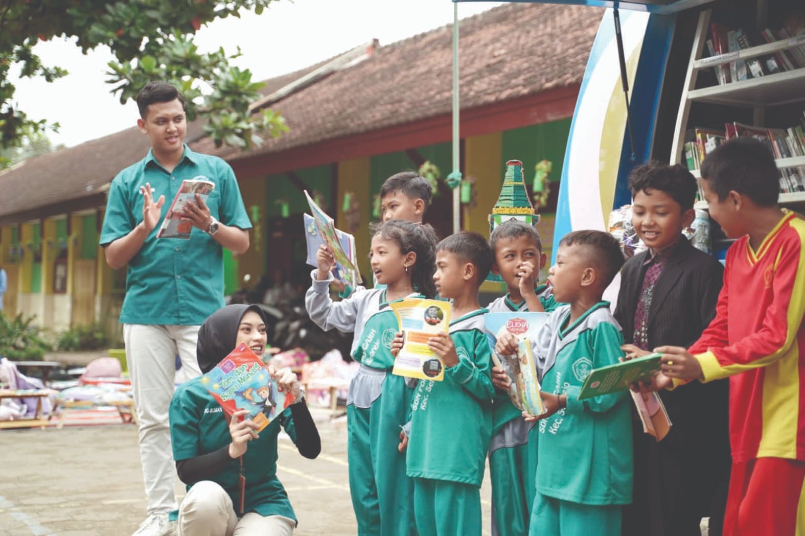 SEMANGAT: Tebarkan edukasi, literasi, dan promosi wisata secara kreatif saat Saba Sekolah.