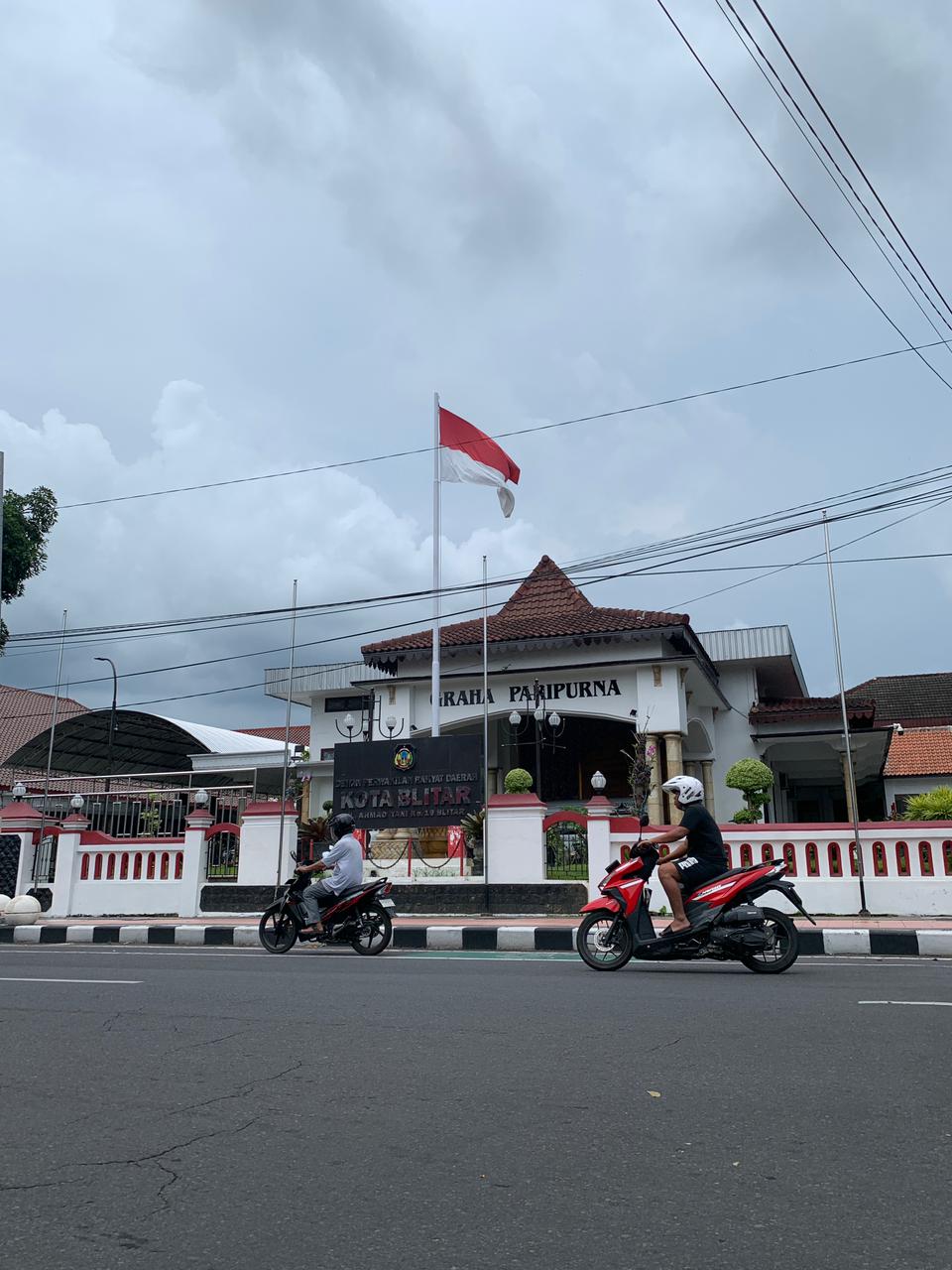 Kantor DPRD Kota Blitar.