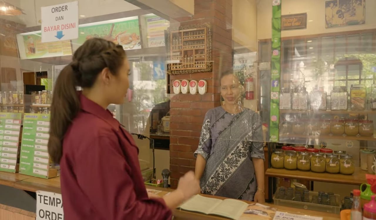 Rahasia Jamu Bukti Mencos: Resep Legendaris Sejak 1950-an yang Bikin Anak Muda Kembali Minum Jamu