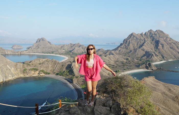 Tour 1 hari di Labuan Bajo kini makin diminati wisatawan. Nikmati keindahan Pulau Padar, Komodo, dan Pink Beach tanpa harus menginap.