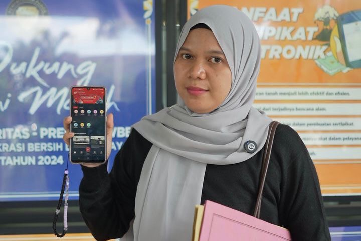 Aplikasi Sentuh Tanahku memudahkan warga mengurus sertipikat