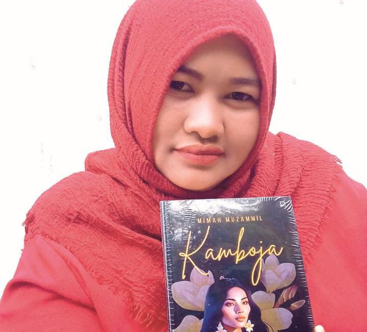 PRODUKTIF: Ciptakan lebih dari sepuluh buku dengan beragam judul sejak Covid 19.