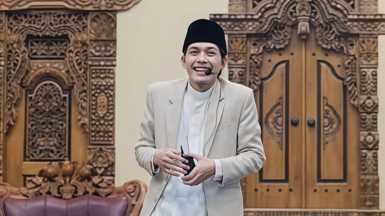 Bongkar 5 Kunci Ketenangan Hidup Gus Iqdam saat dihantam musibah. Yakin keputusan Allah yang terbaik dan lapang dada.