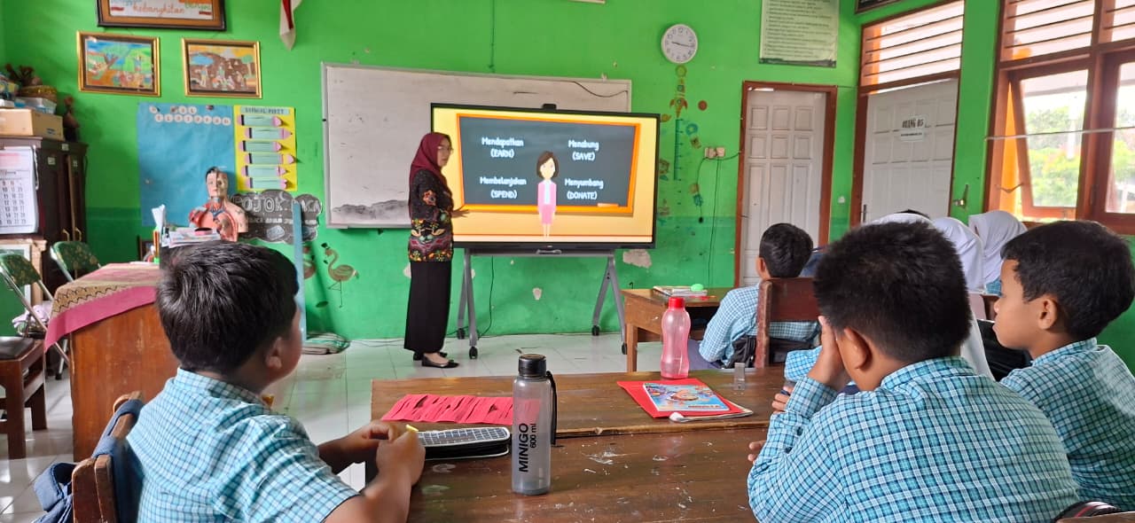 Menanam Cerdas Sejak Dini: Literasi Finansial untuk Generasi Emas 2045.