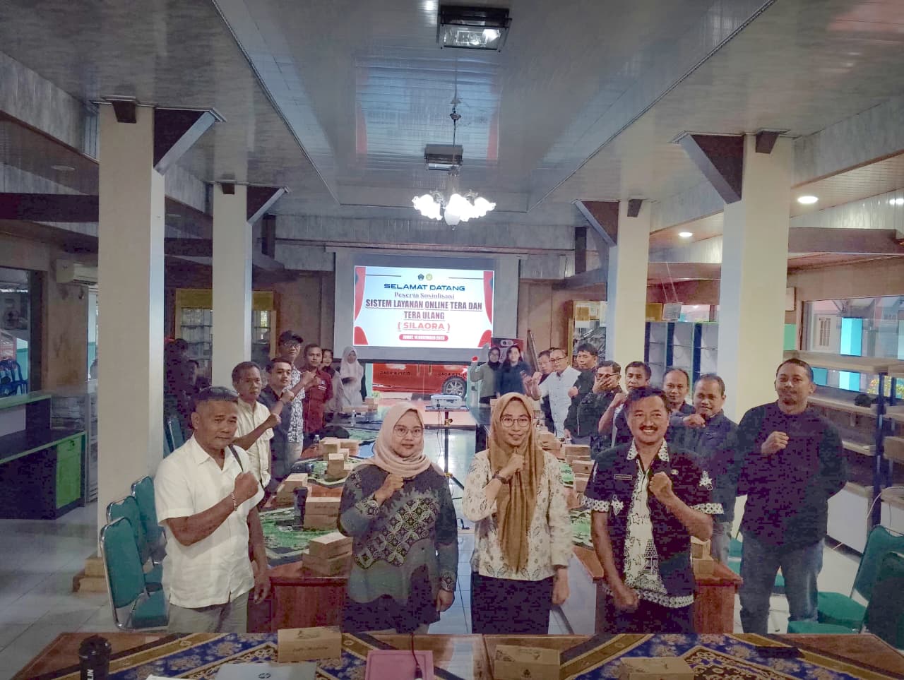 CANGGIH: Disperindag Kabupaten Blitar meluncurkan aplikasi anyar SILAORA untuk layanan tera online, Jumat (14/11/2025).
