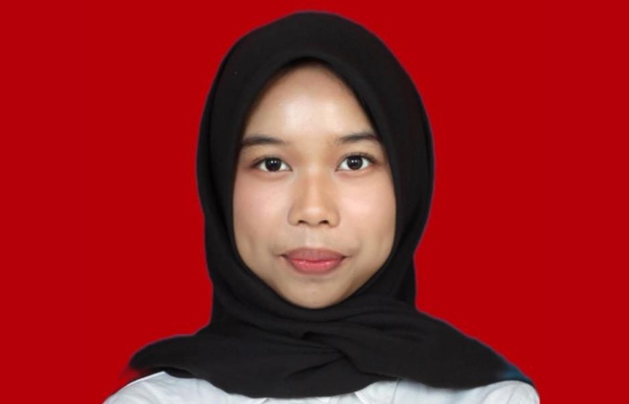 Naila Zhafira Mukti, Mahasiswa Fakultas Kedokteran Gigi Universitas Airlangga