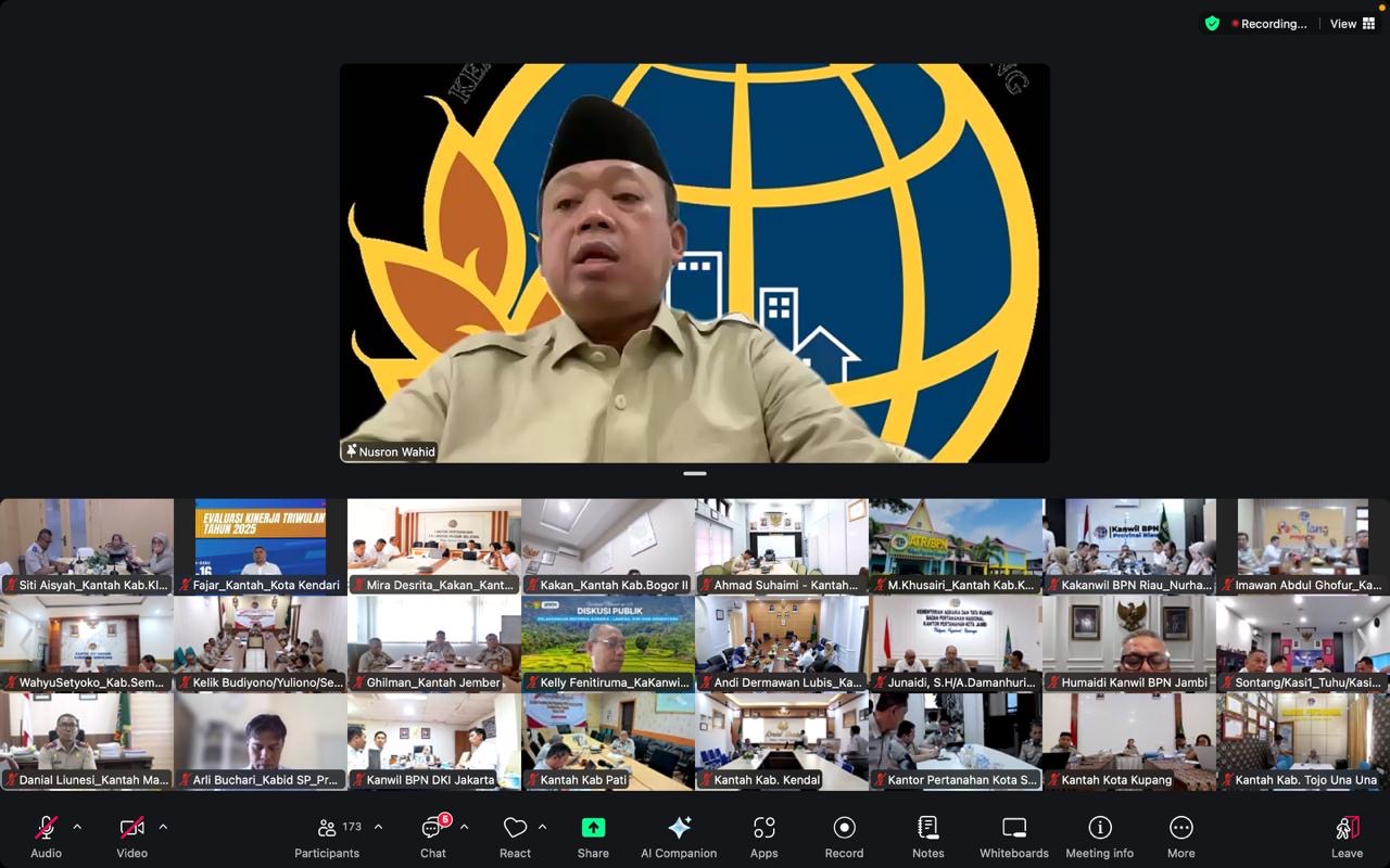 Menteri ATR/BPN Nusron Wahid desak percepatan penyelesaian berkas layanan pertanahan & PTSL. Ingin ATR/BPN bersih, cepat & beri kepastian.
