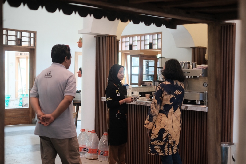 Pelatihan barista yang digelar oleh Disnaker KabupatenBlitar beberapa waktu lalu bagian dari menyiapkan calon pekerja kompeten.