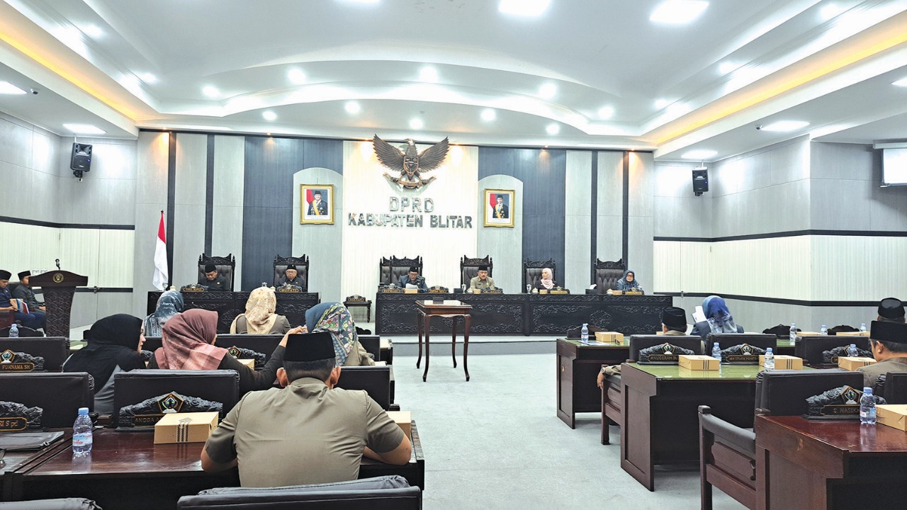 DPRD-Pemkab Blitar Sahkan APBD 2026, Minta Pemerintah Kabupaten Harus Lebih Efisien