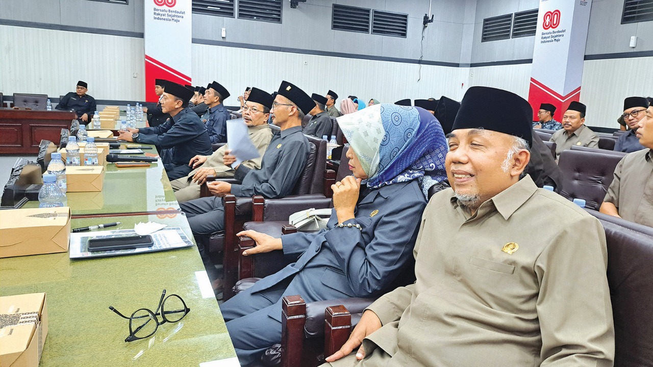 DPRD-Pemkab Blitar Sahkan APBD 2026, Minta Pemerintah Kabupaten Harus Lebih Efisien