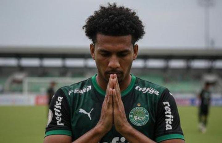 Persebaya Surabaya Krisis Gol dan Pelatih, Bonek Makin Geram: Tiga Striker Asing Belum Mencetak Dampak